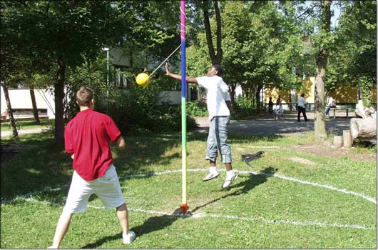 Der &bdquo;Power Twister&rdquo; braucht gar keine Gebrauchsanweisung - eine kurze Erkl�rung, und los geht's!